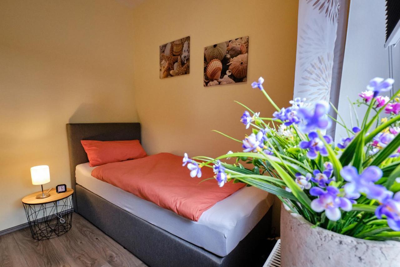 Ferienwohnung Mitten Im Pott Bottrop Eksteriør bilde
